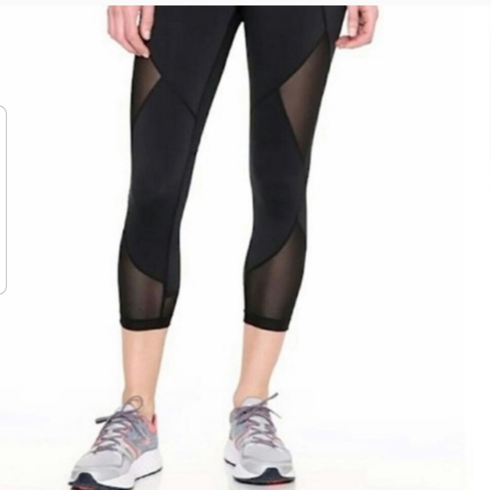 Athleta Black Mesh Sonar Capri Leggings